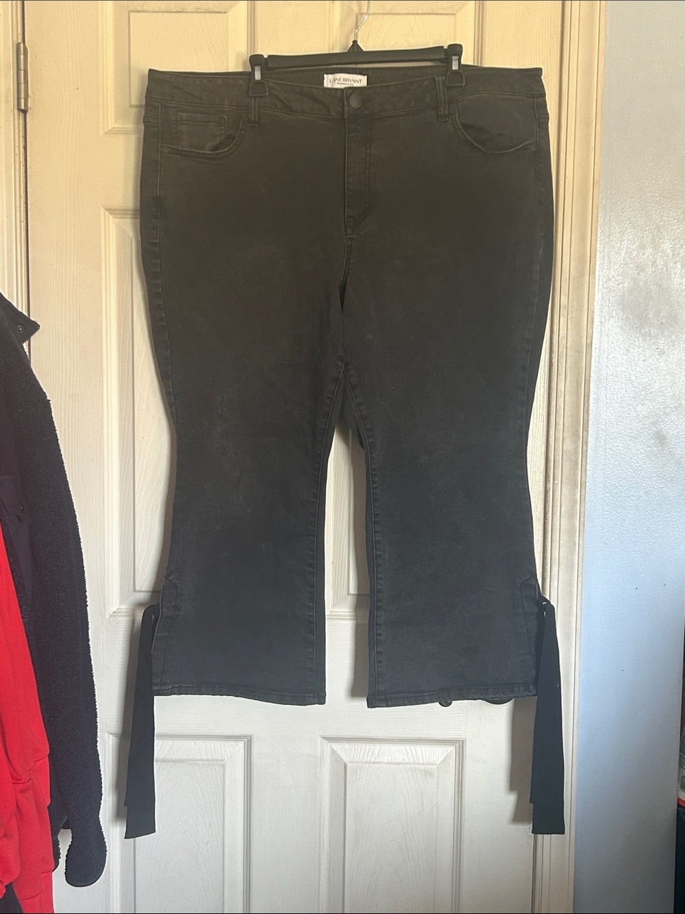 Lane Bryant mid rise essential stretch kick boot Jeans size 24